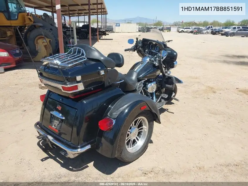 2011 Harley-Davidson Flhtcutg VIN: 1HD1MAM17BB851591 Lot: 42520141