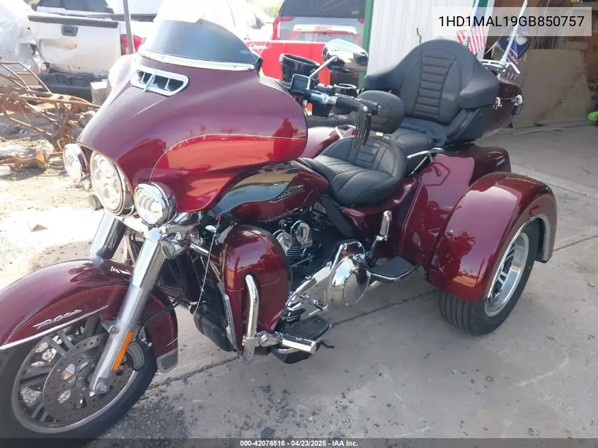 2016 Harley-Davidson Flhtcutg Tri Glide Ultra VIN: 1HD1MAL19GB850757 Lot: 42076516
