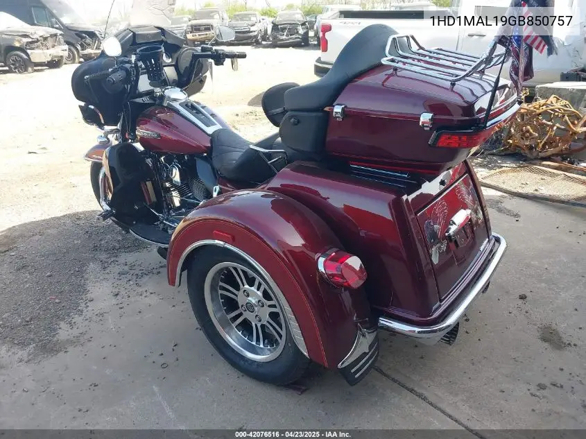 2016 Harley-Davidson Flhtcutg Tri Glide Ultra VIN: 1HD1MAL19GB850757 Lot: 42076516