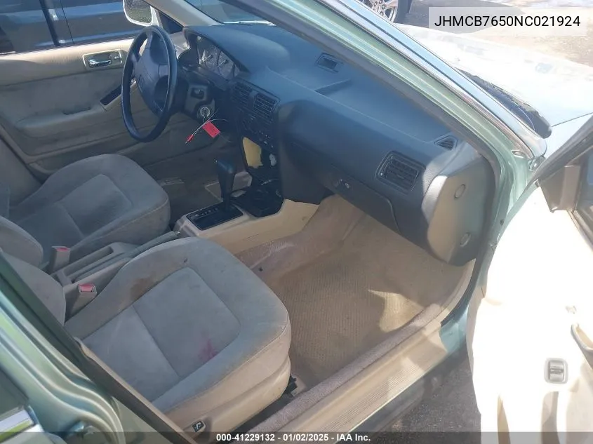 1992 Honda Accord Lx/Ex VIN: JHMCB7650NC021924 Lot: 41229132