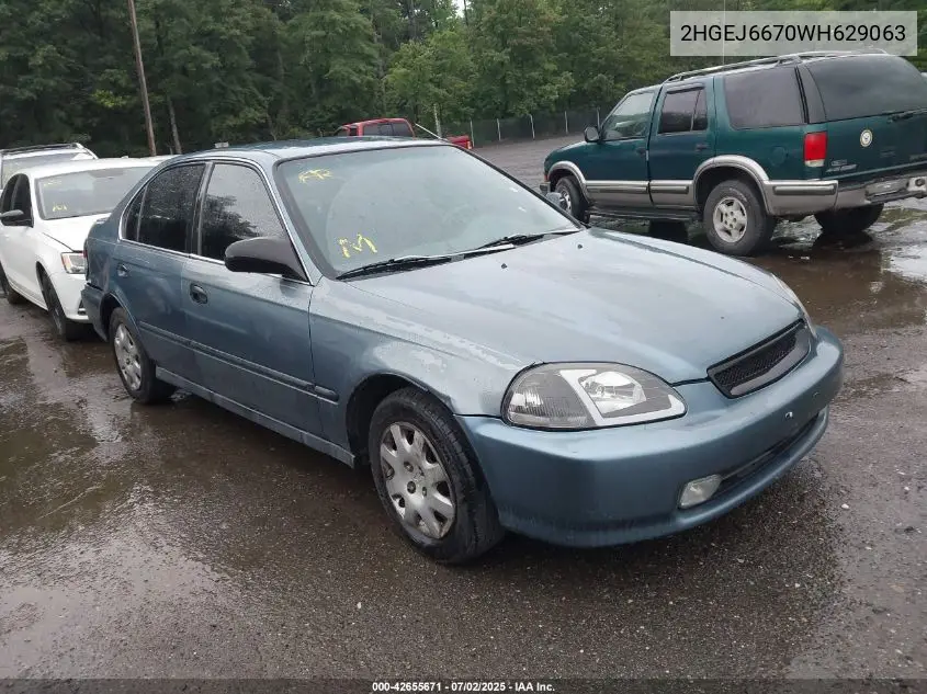 1998 Honda Civic Lx VIN: 2HGEJ6670WH629063 Lot: 42655671