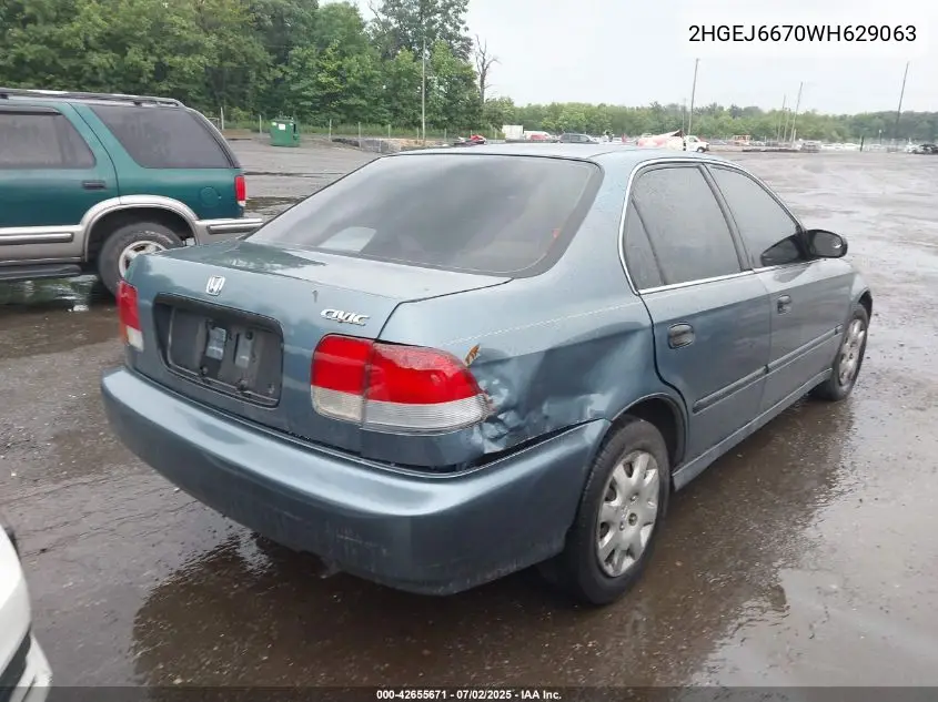 1998 Honda Civic Lx VIN: 2HGEJ6670WH629063 Lot: 42655671