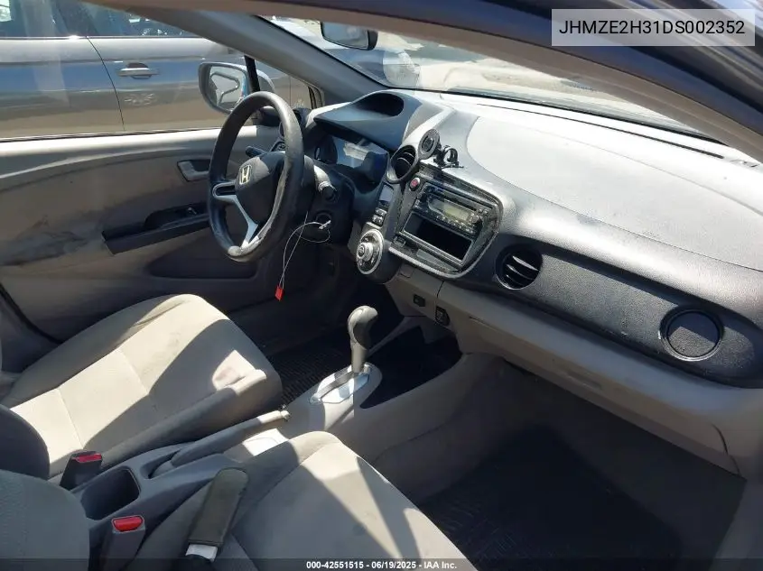 2013 Honda Insight VIN: JHMZE2H31DS002352 Lot: 42551515