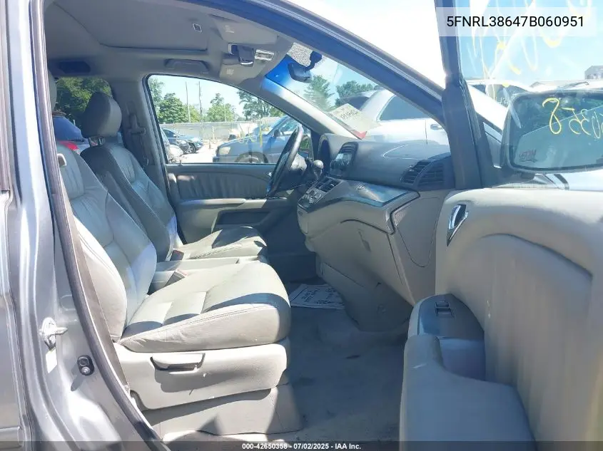 2007 Honda Odyssey Ex-L VIN: 5FNRL38647B060951 Lot: 42650358