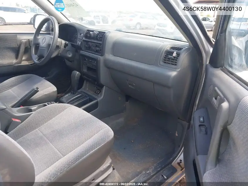 2000 Honda Passport Ex/Lx VIN: 4S6CK58W0Y4400130 Lot: 42404172