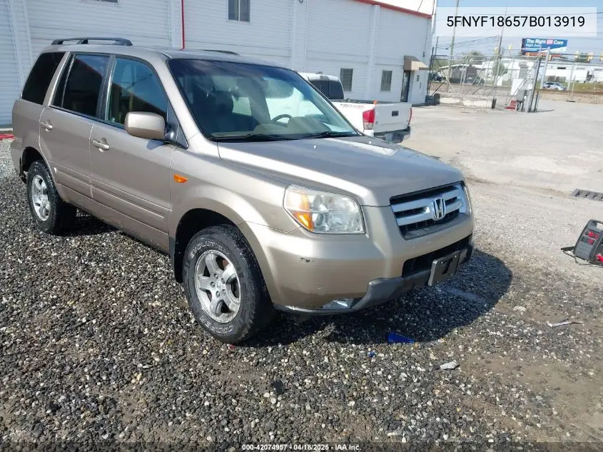2007 Honda Pilot Ex-L VIN: 5FNYF18657B013919 Lot: 42074957