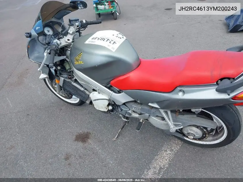 2000 Honda Vfr800 F1 VIN: JH2RC4613YM200243 Lot: 42430549