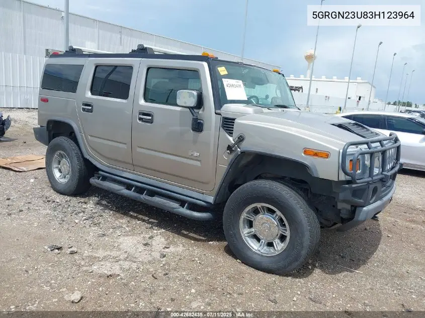 2003 Hummer H2 VIN: 5GRGN23U83H123964 Lot: 42682435