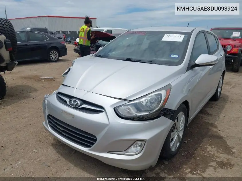 2013 Hyundai Accent Se VIN: KMHCU5AE3DU093924 Lot: 42653693