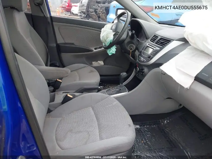 2013 Hyundai Accent Gls/Gs VIN: KMHCT4AE0DU555675 Lot: 42763554