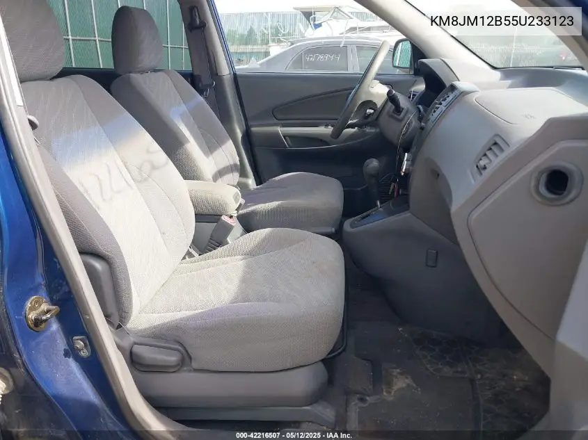 2005 Hyundai Tucson Gl VIN: KM8JM12B55U233123 Lot: 42216507