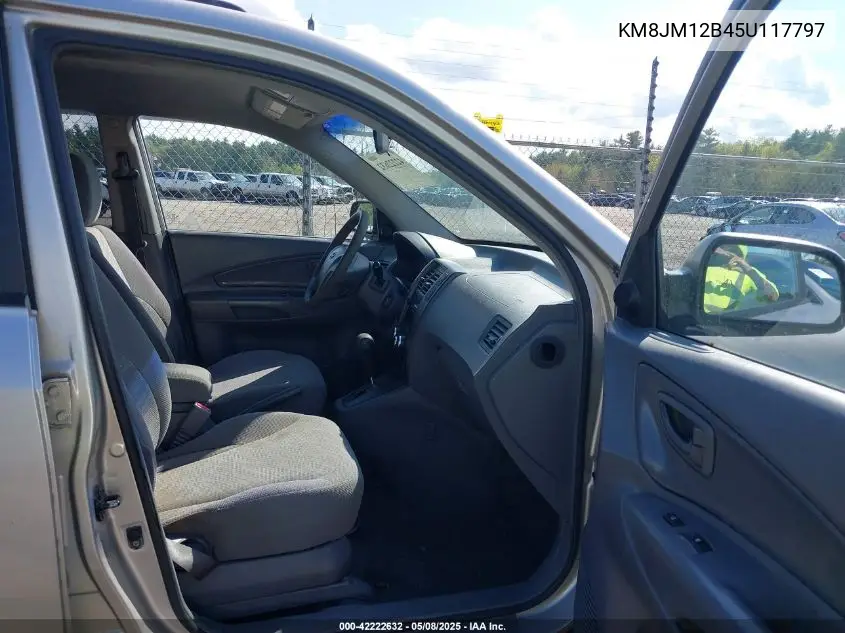 2005 Hyundai Tucson Gl VIN: KM8JM12B45U117797 Lot: 42222632