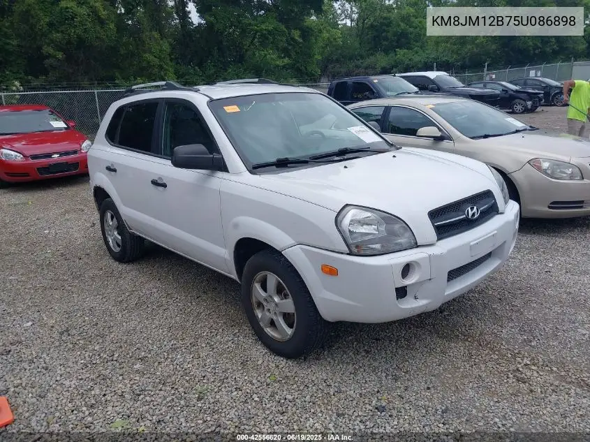 2005 Hyundai Tucson Gl VIN: KM8JM12B75U086898 Lot: 42556620