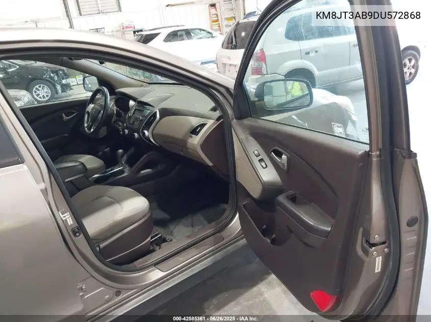 2013 Hyundai Tucson Gl VIN: KM8JT3AB9DU572868 Lot: 42585361