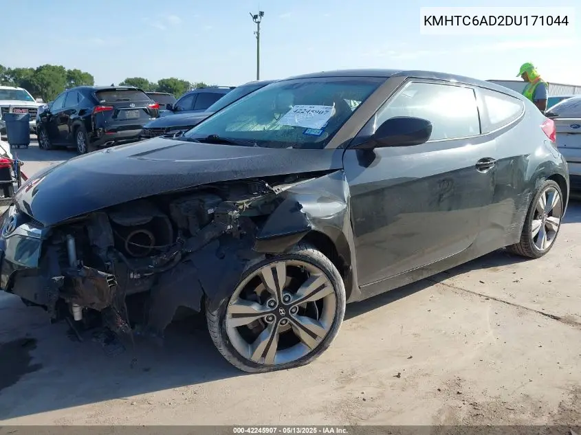 2013 Hyundai Veloster Base W/Black VIN: KMHTC6AD2DU171044 Lot: 42245907