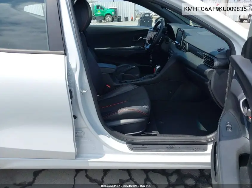 2019 Hyundai Veloster 2.0 Premium VIN: KMHTG6AF9KU009835 Lot: 42561187