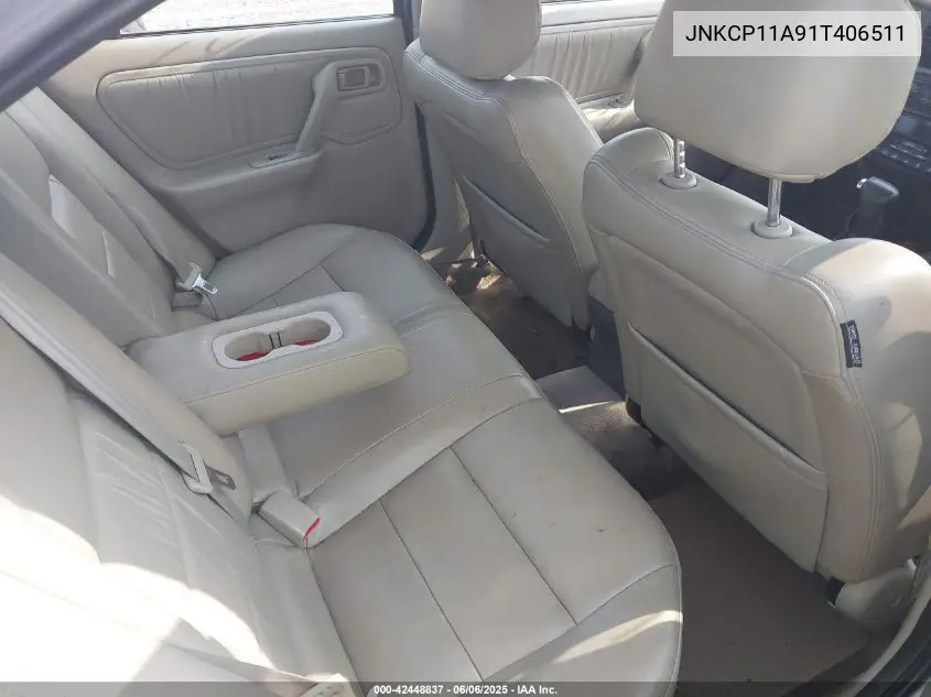 2001 Infiniti G20 Luxury VIN: JNKCP11A91T406511 Lot: 42448837