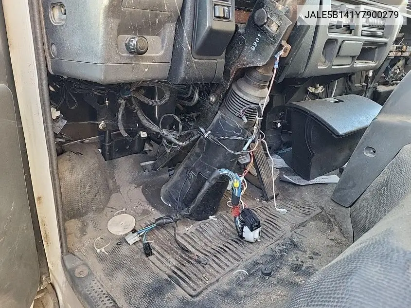 jale5b141y7900279 JALE5B141Y7900279 2000 Isuzu Nqr