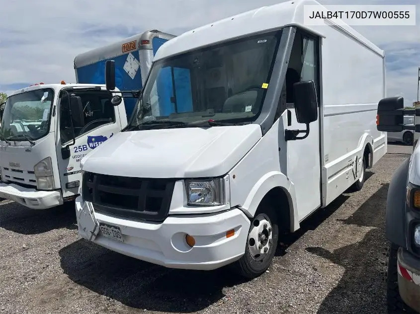 jalb4t170d7w00555 JALB4T170D7W00555 2013 Isuzu Commercial Van