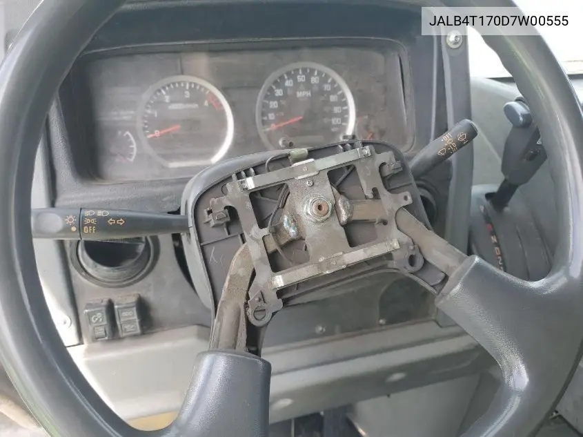 jalb4t170d7w00555 JALB4T170D7W00555 2013 Isuzu Commercial Van