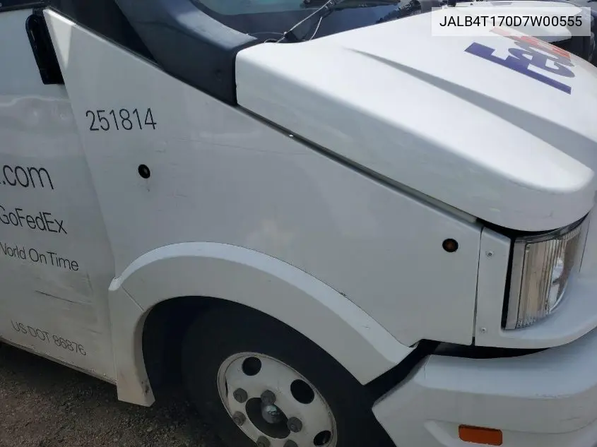 jalb4t170d7w00555 JALB4T170D7W00555 2013 Isuzu Commercial Van