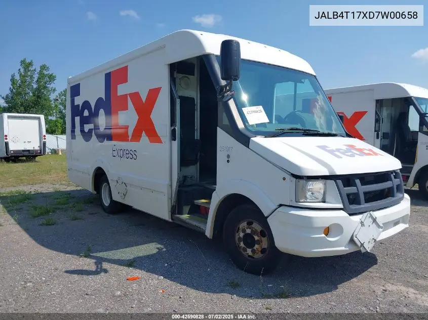 2013 Isuzu Commercial Van VIN: JALB4T17XD7W00658 Lot: 42590828