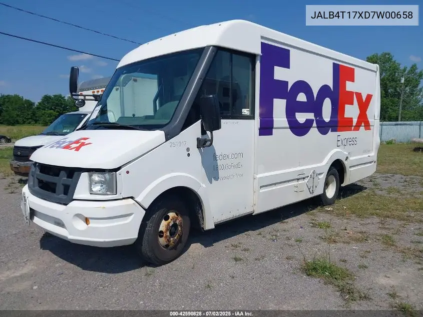 2013 Isuzu Commercial Van VIN: JALB4T17XD7W00658 Lot: 42590828
