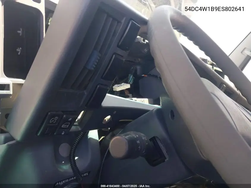 2014 Isuzu Npr Gas Reg VIN: 54DC4W1B9ES802641 Lot: 41843400