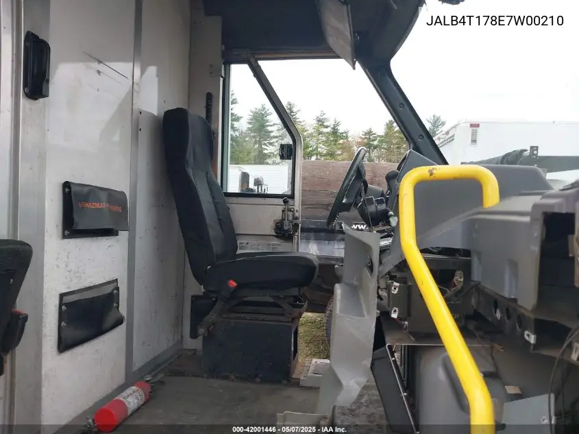 2014 Isuzu Commercial Van VIN: JALB4T178E7W00210 Lot: 42001446
