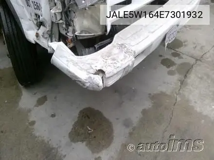 2014 Isuzu Dsl Reg At VIN: JALE5W164E7301932 Lot: 42273418