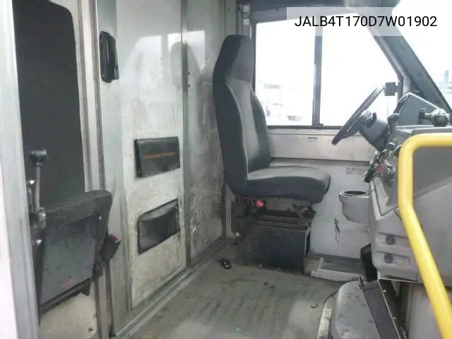2013 Isuzu Npr VIN: JALB4T170D7W01902 Lot: 42270423