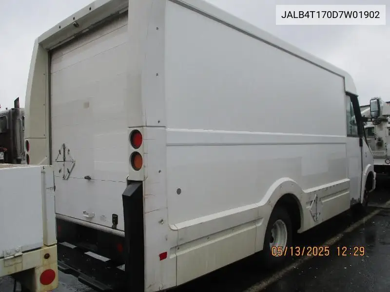 2013 Isuzu Npr VIN: JALB4T170D7W01902 Lot: 42270423