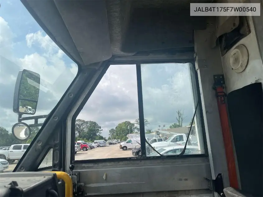 2015 Isuzu Commercial Van VIN: JALB4T175F7W00540 Lot: 42679341