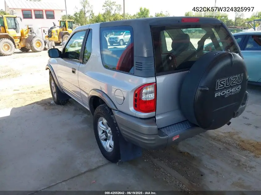 2002 Isuzu Rodeo Sport S 3.2L V6 Hard Top/S 3.2L V6 Soft Top VIN: 4S2CK57W324325997 Lot: 42552642