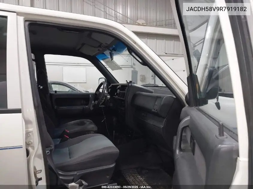 1994 Isuzu Trooper S VIN: JACDH58V9R7919182 Lot: 42333093