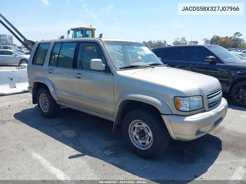 2002 Isuzu Trooper Limited/Ls/S VIN: JACDS58X327J07966 Lot: 42087241
