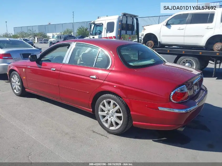 2000 Jaguar S-Type 4.0L V8 VIN: SAJDA01D1YGL57692 Lot: 42283196