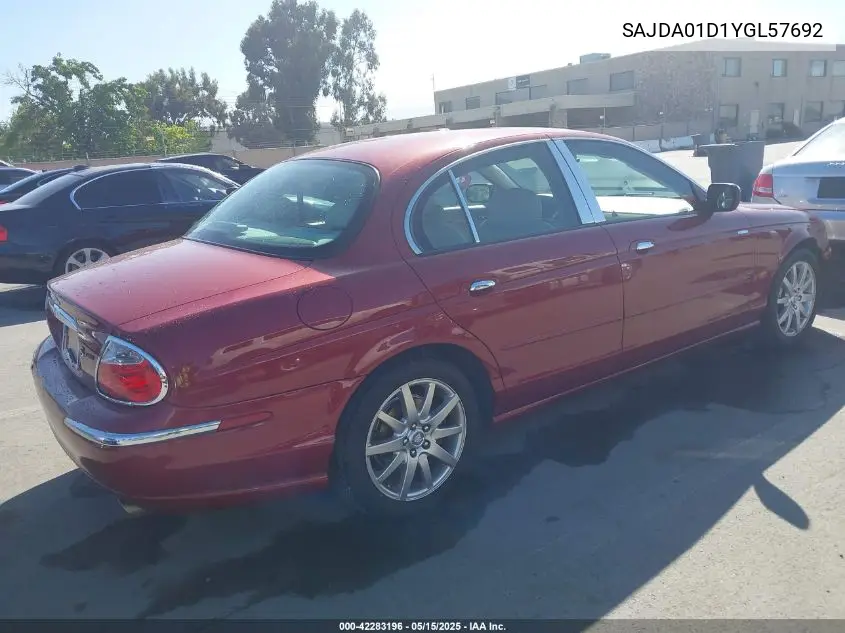 2000 Jaguar S-Type 4.0L V8 VIN: SAJDA01D1YGL57692 Lot: 42283196