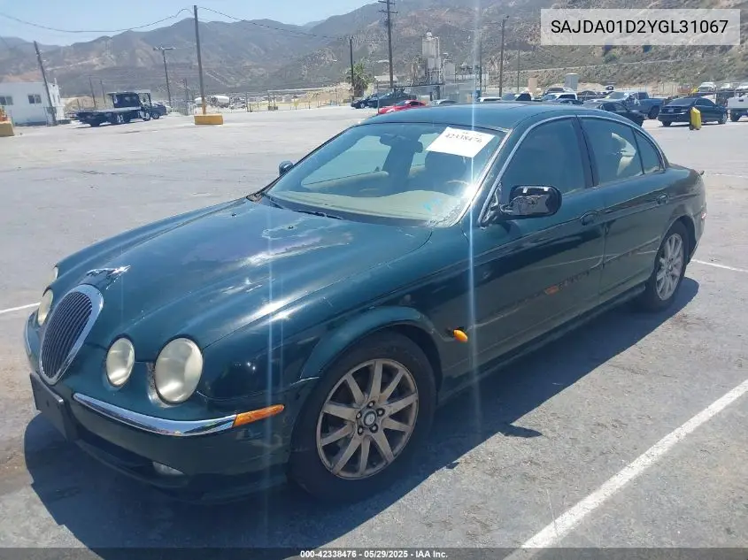 2000 Jaguar S-Type 4.0L V8 VIN: SAJDA01D2YGL31067 Lot: 42338476
