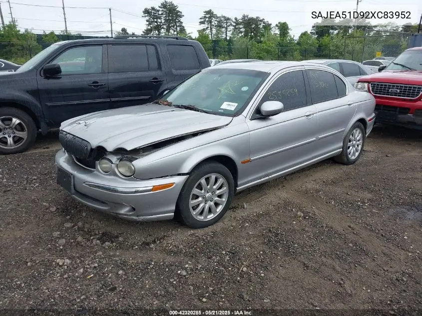 2002 Jaguar X-Type 2.5L VIN: SAJEA51D92XC83952 Lot: 42320285