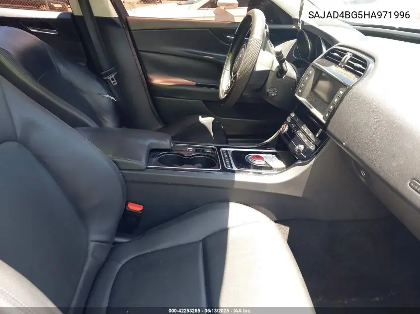 2017 Jaguar Xe 25T Premium VIN: SAJAD4BG5HA971996 Lot: 42253265