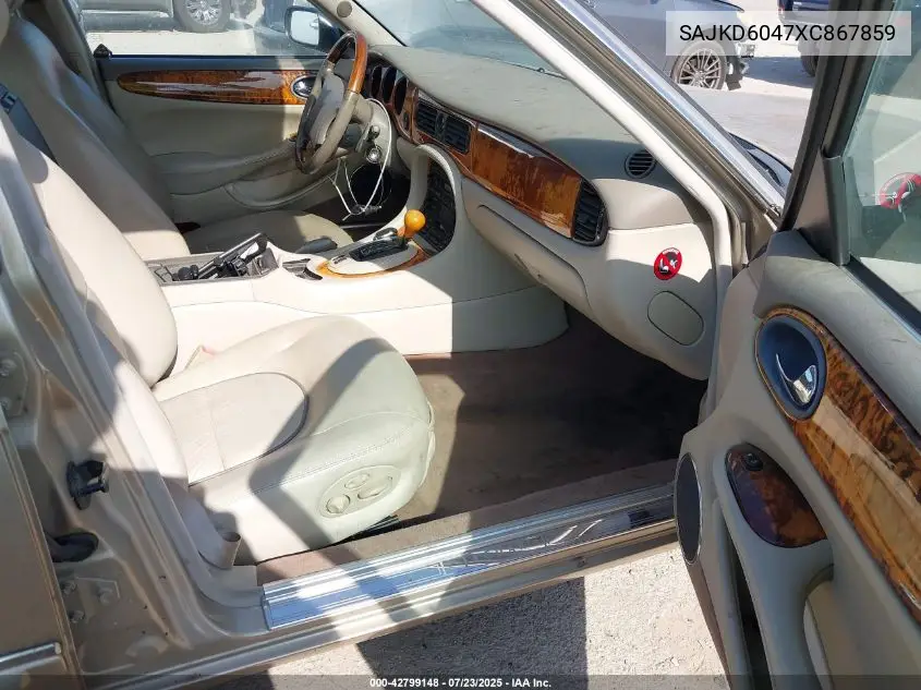 1999 Jaguar Xj8 Vanden Plas VIN: SAJKD6047XC867859 Lot: 42799148