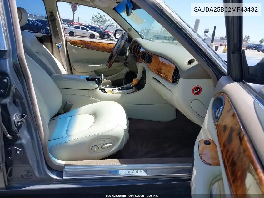 2002 Jaguar Xj8 Super V8 VIN: SAJDA25B02MF43482 Lot: 42520499