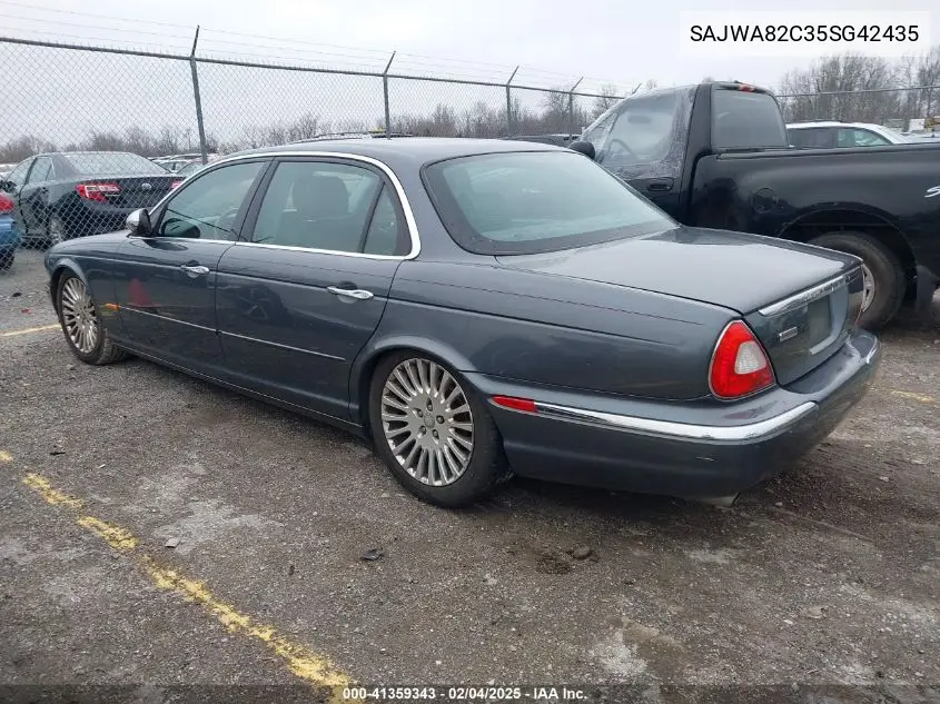 2005 Jaguar Xj Vanden Plas VIN: SAJWA82C35SG42435 Lot: 41359343