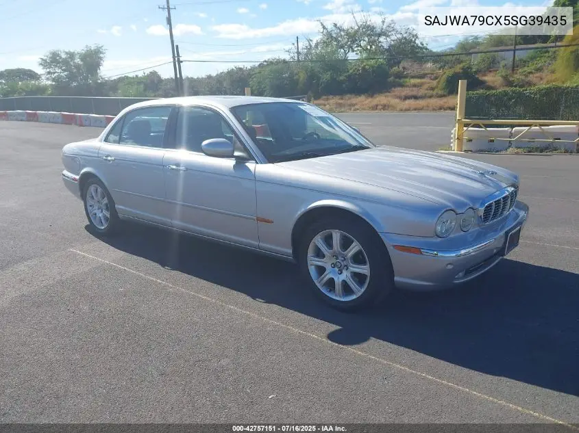 2005 Jaguar Xj Xj8 L VIN: SAJWA79CX5SG39435 Lot: 42757151