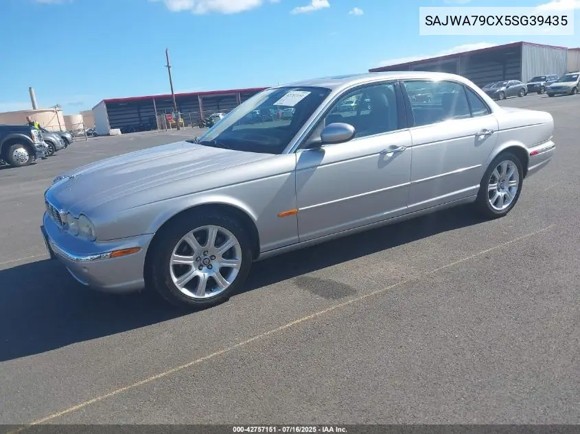 2005 Jaguar Xj Xj8 L VIN: SAJWA79CX5SG39435 Lot: 42757151
