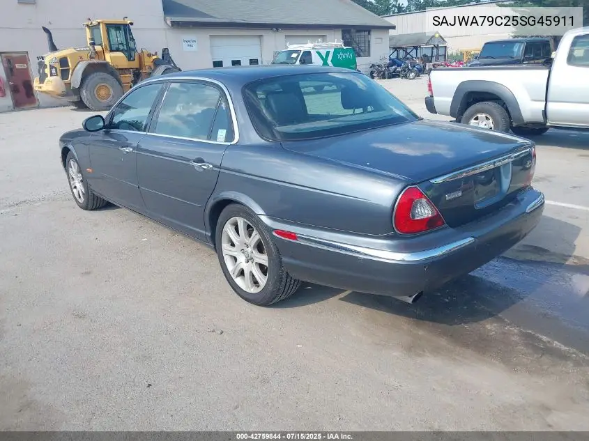 2005 Jaguar Xj Xj8 L VIN: SAJWA79C25SG45911 Lot: 42759844