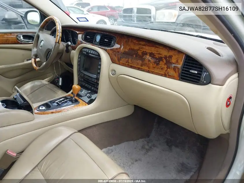 2007 Jaguar Xj Vanden Plas VIN: SAJWA82B77SH16109 Lot: 42749658
