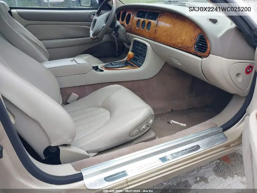 1998 Jaguar Xk8 VIN: SAJGX2241WC025200 Lot: 42618690