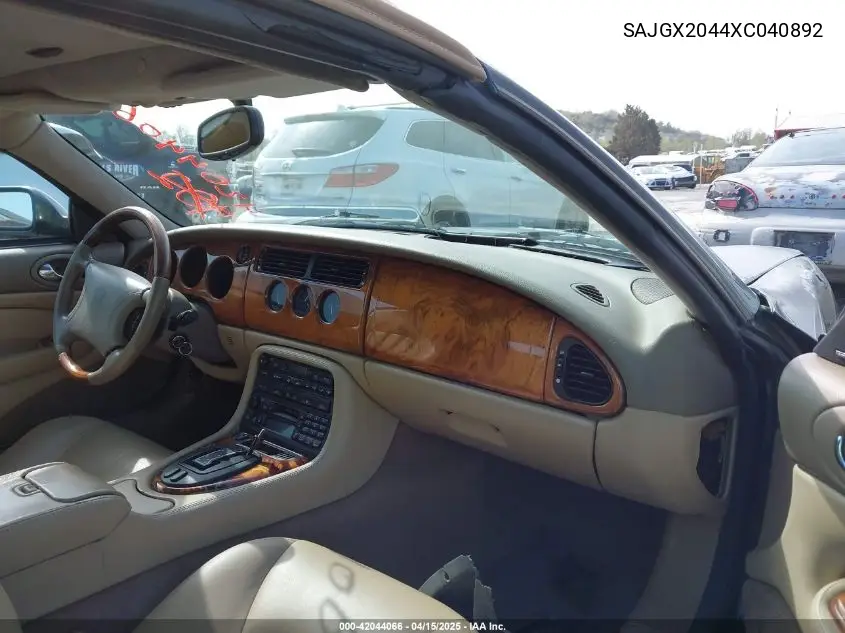 1999 Jaguar Xk8 VIN: SAJGX2044XC040892 Lot: 42044066